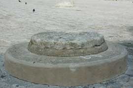granary lid